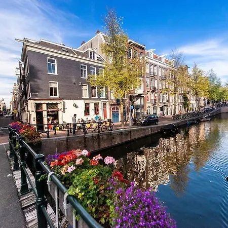 City Centre Canal View Studio * Амстердам
